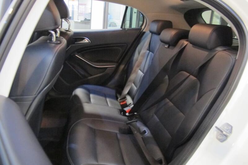 MERCEDES-BENZ GLA CLASS