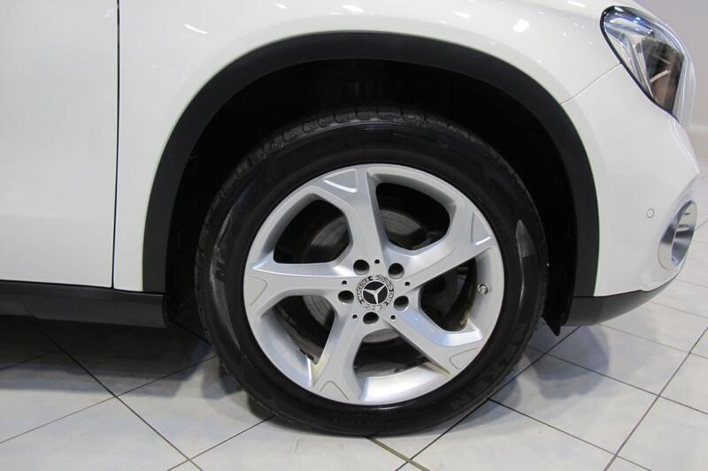 MERCEDES-BENZ GLA CLASS