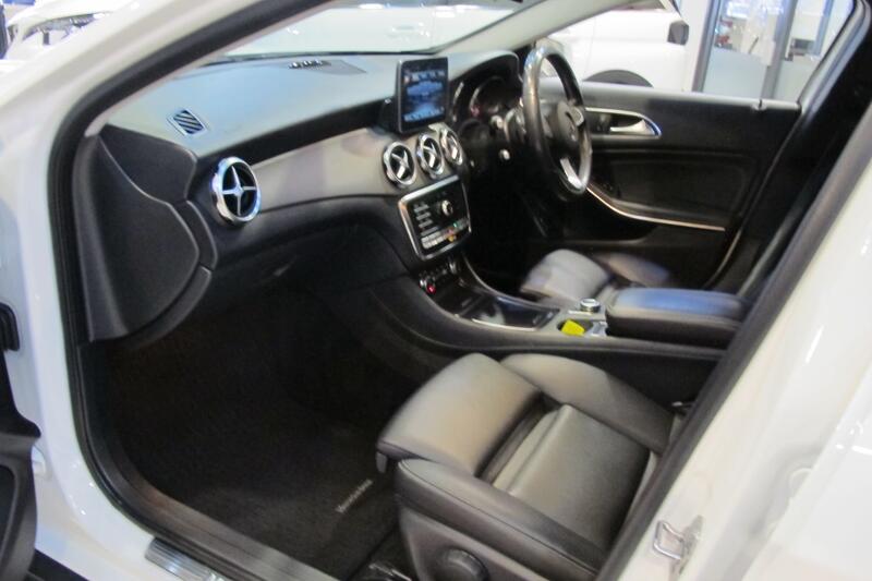 MERCEDES-BENZ GLA CLASS