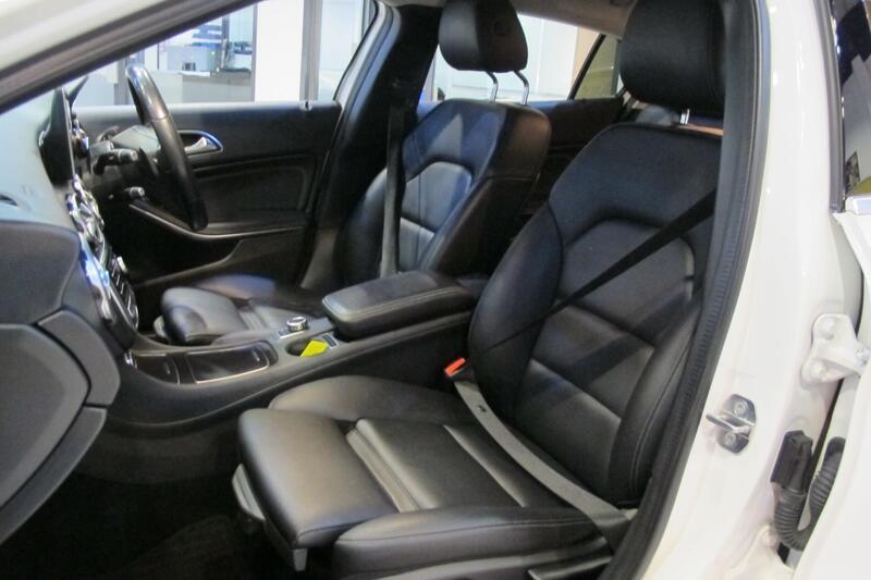 MERCEDES-BENZ GLA CLASS