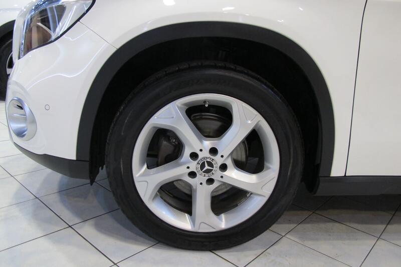 MERCEDES-BENZ GLA CLASS