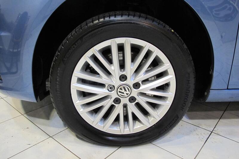VOLKSWAGEN CADDY MAXI LIFE