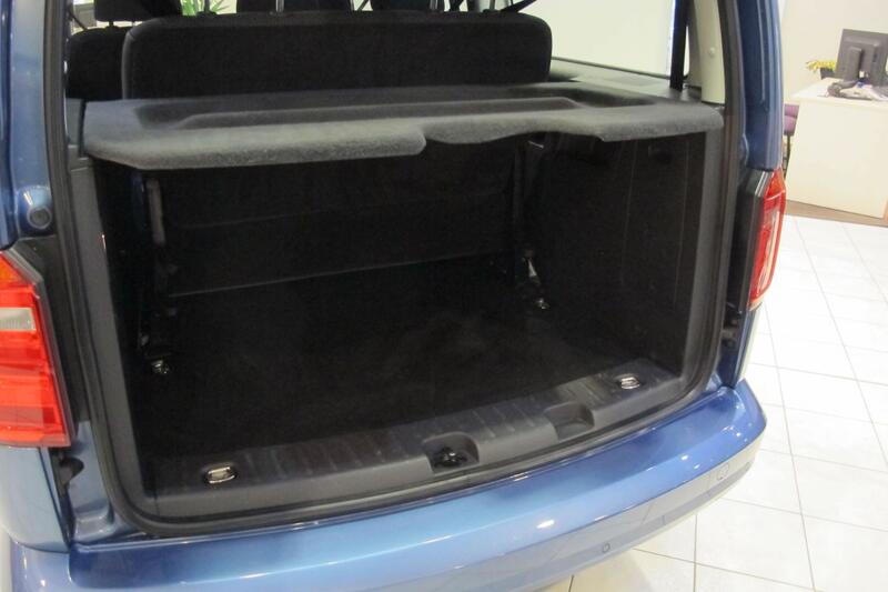 VOLKSWAGEN CADDY MAXI LIFE