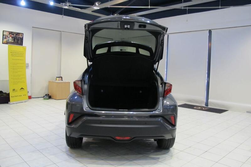 TOYOTA C-HR