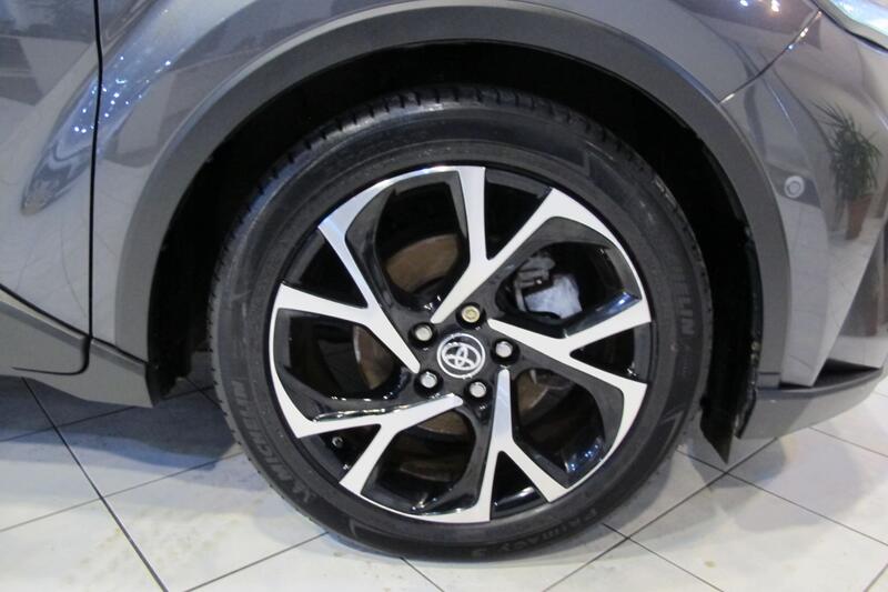 TOYOTA C-HR