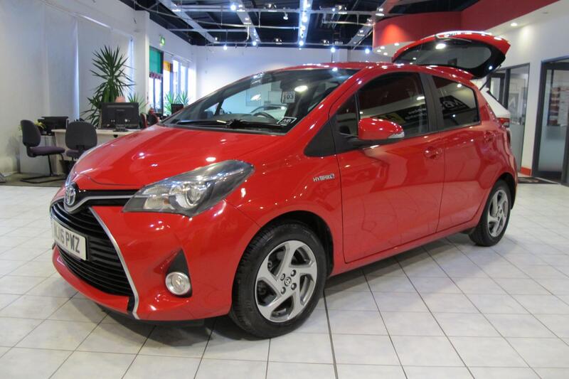 TOYOTA YARIS