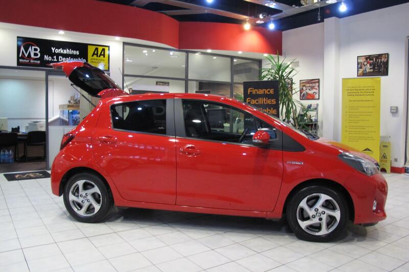 TOYOTA YARIS