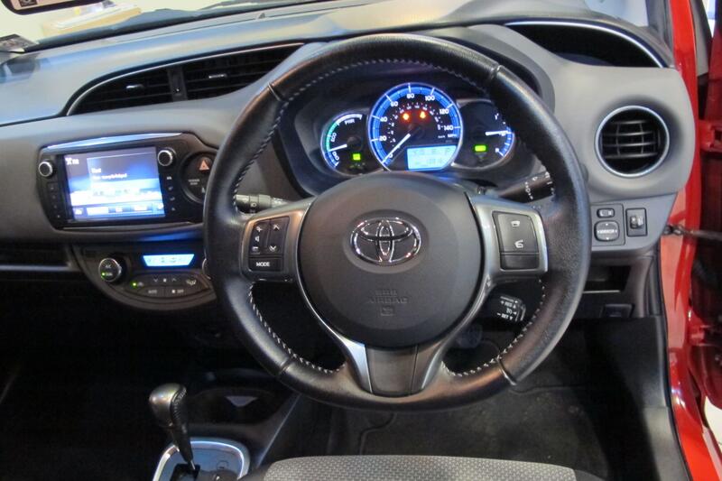 TOYOTA YARIS