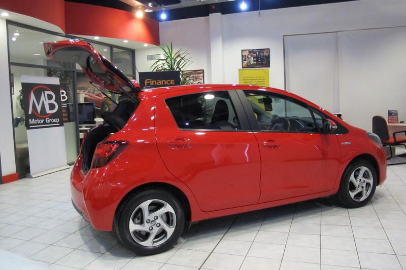 TOYOTA YARIS