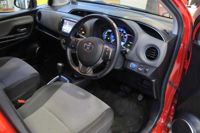 TOYOTA YARIS