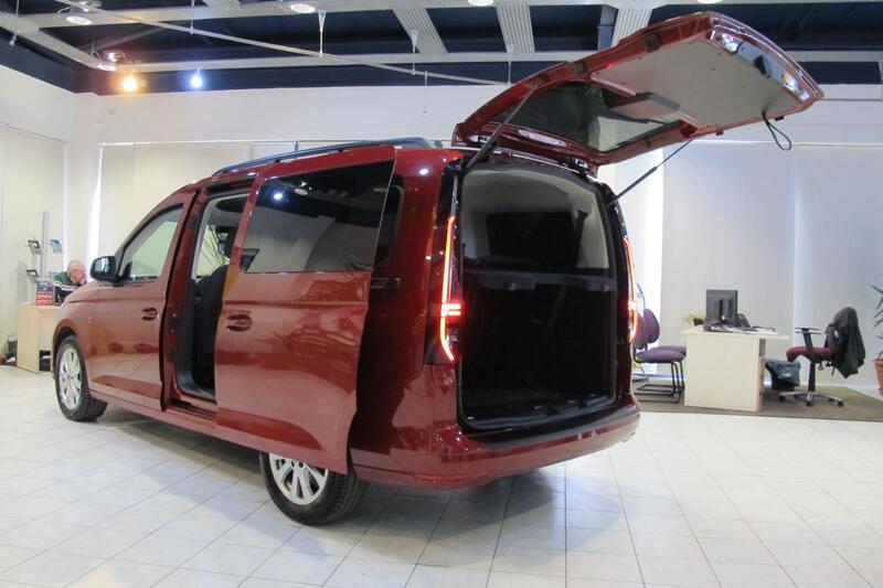 VOLKSWAGEN CADDY MAXI LIFE
