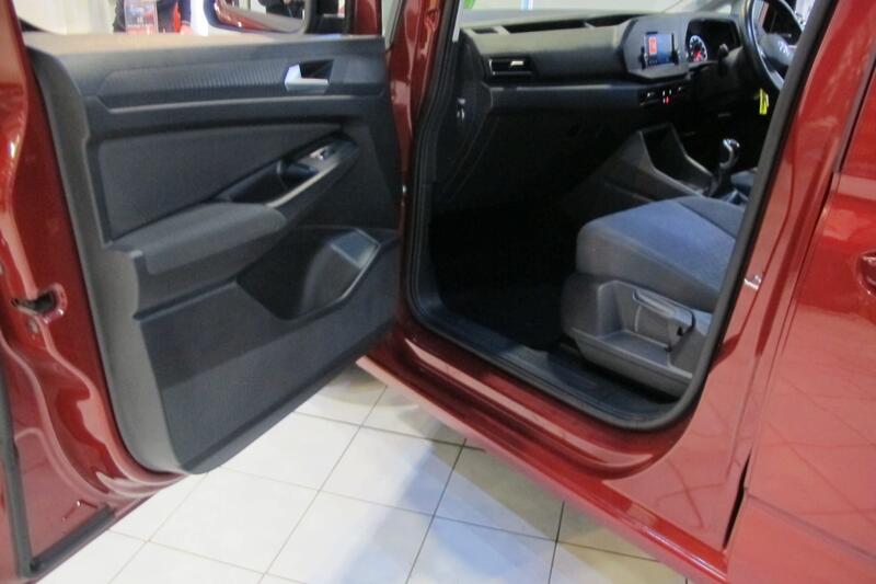 VOLKSWAGEN CADDY MAXI LIFE