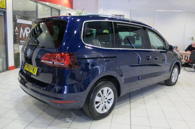 VOLKSWAGEN SHARAN
