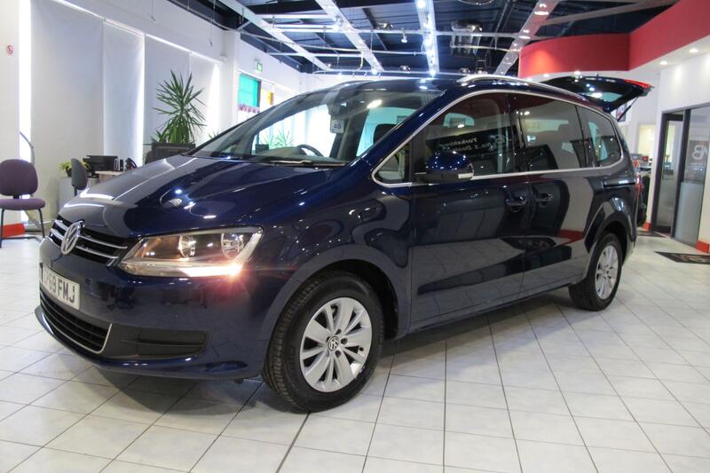 VOLKSWAGEN SHARAN