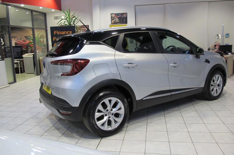 RENAULT CAPTUR