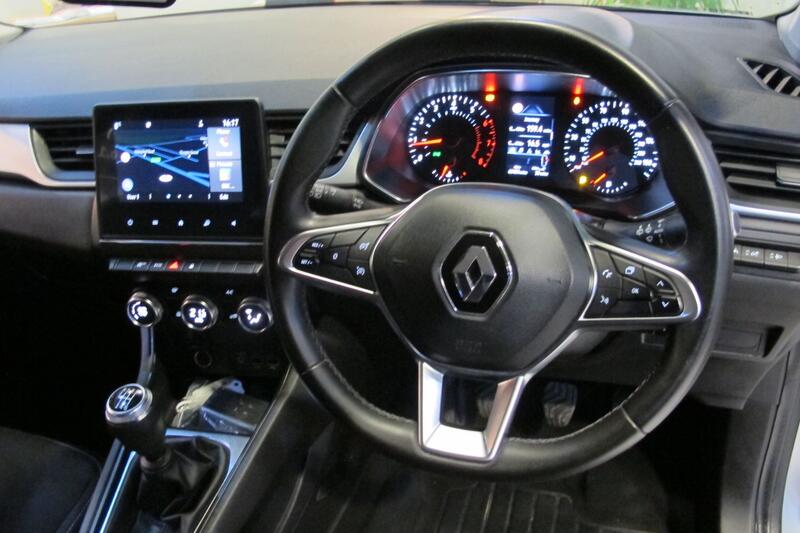 RENAULT CAPTUR