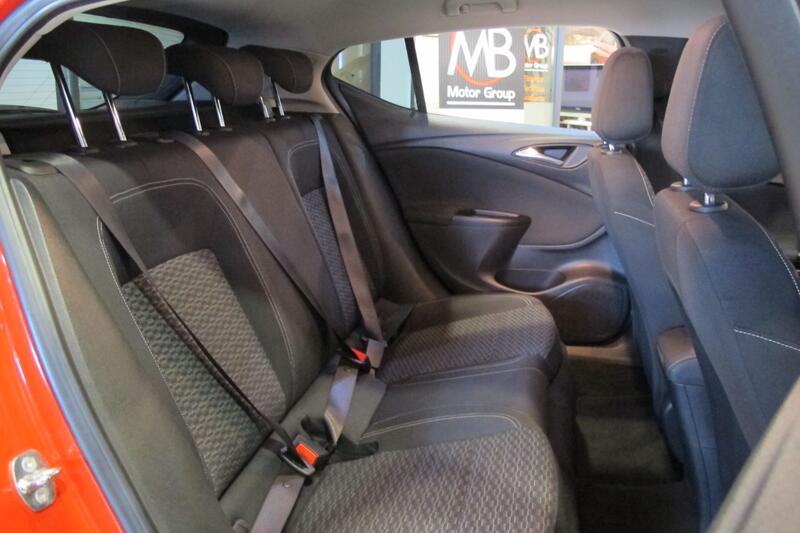 VAUXHALL ASTRA