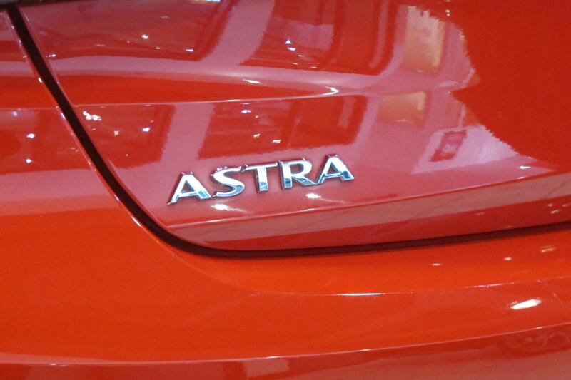VAUXHALL ASTRA