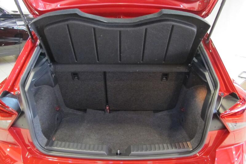 SEAT IBIZA