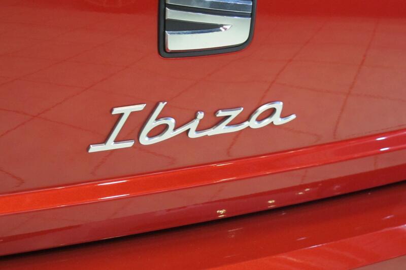 SEAT IBIZA
