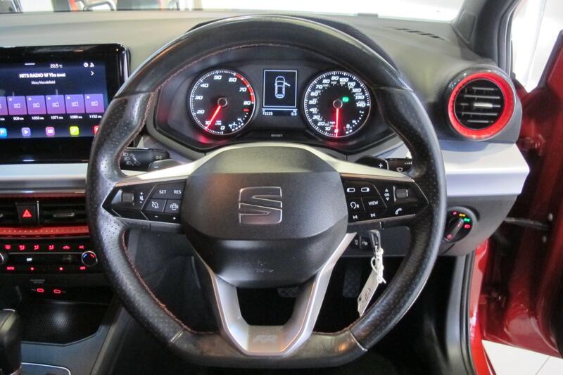 SEAT IBIZA