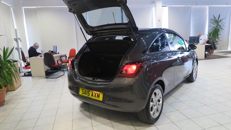 VAUXHALL CORSA
