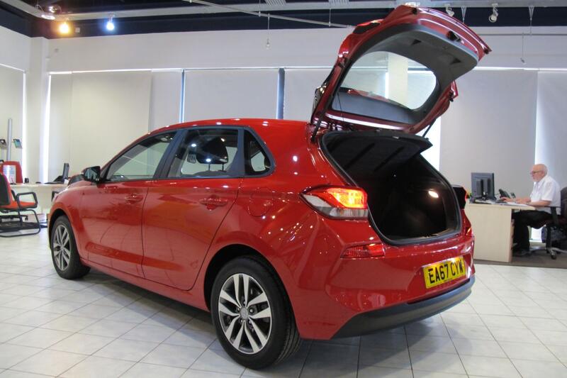 HYUNDAI I30