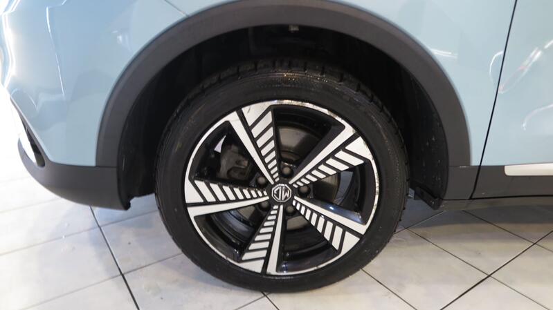MG ZS