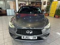 INFINITI Q30