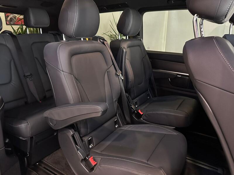 MERCEDES-BENZ V CLASS