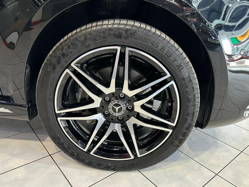 MERCEDES-BENZ V CLASS
