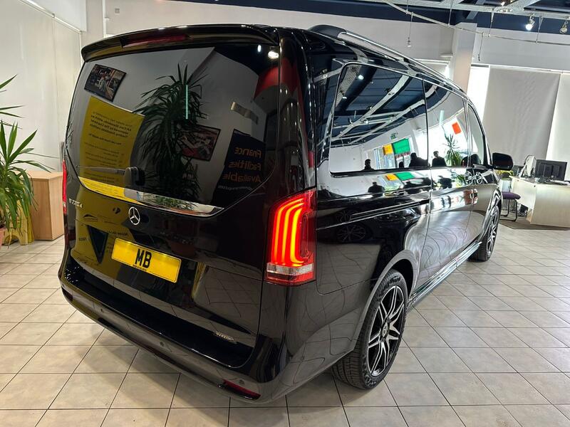MERCEDES-BENZ V CLASS