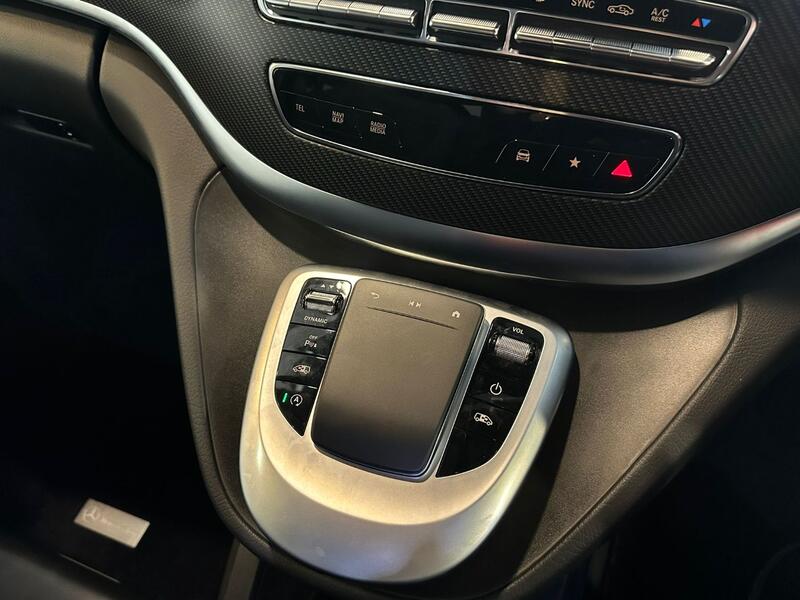 MERCEDES-BENZ V CLASS