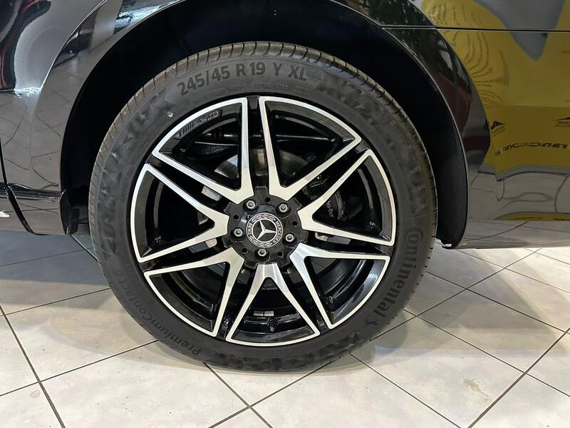 MERCEDES-BENZ V CLASS