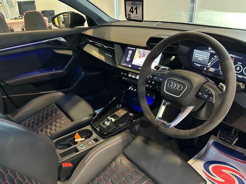 AUDI 80